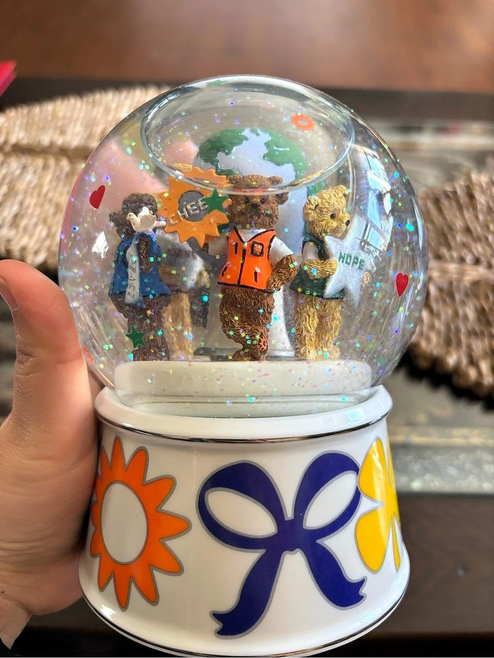 Wish Bear Limited Edition Musical WaterGlobe 2000-2001